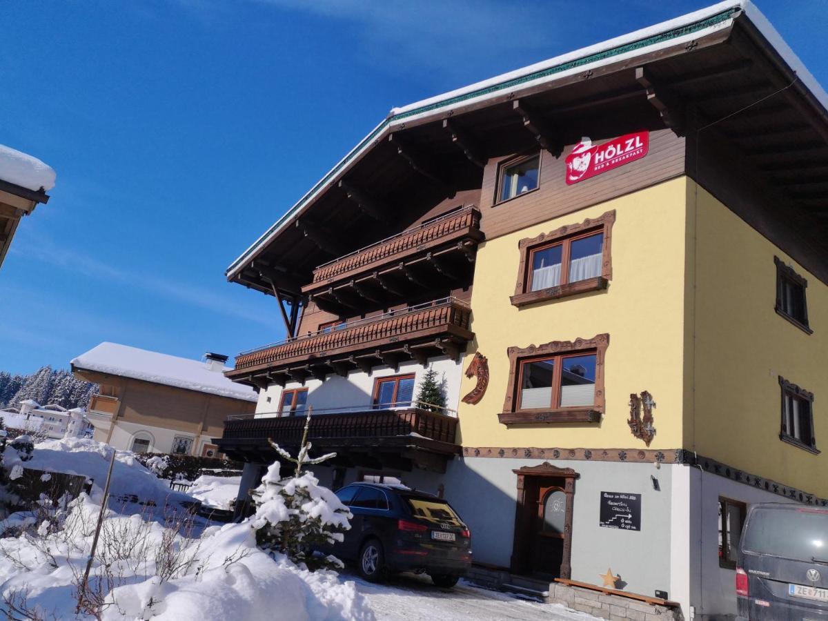 Hotel Hoelzl Bed & Breakfast Neukirchen am Großvenediger Zewnętrze zdjęcie